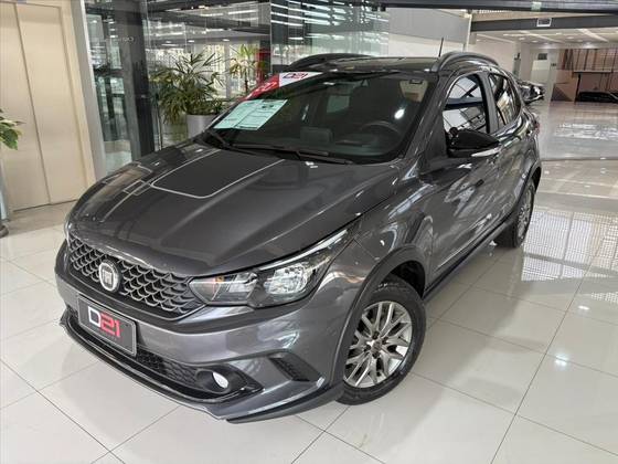 FIAT ARGO 1.8 E.TORQ FLEX TREKKING AT6 FIAT ARGO 1.8 E.TORQ FLEX TREKKING AT6